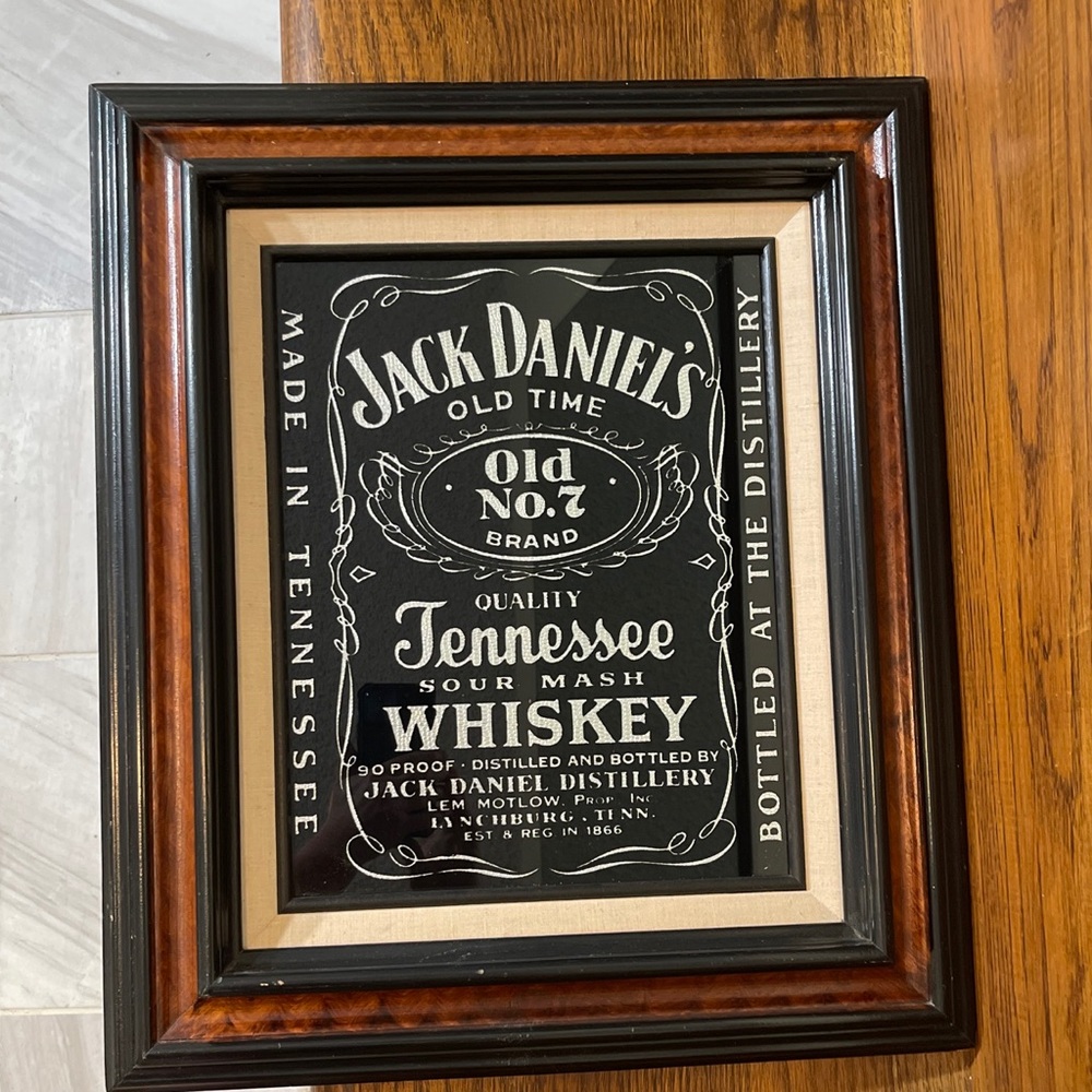 Collectors Vintage jack Daniels bar picture